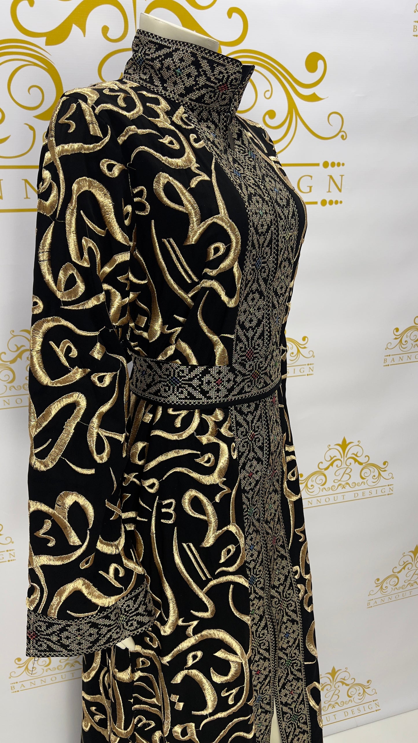 Arabic letters Embroidered Muslim Women's Abaya Maxi Long Sleeve Black & Gold