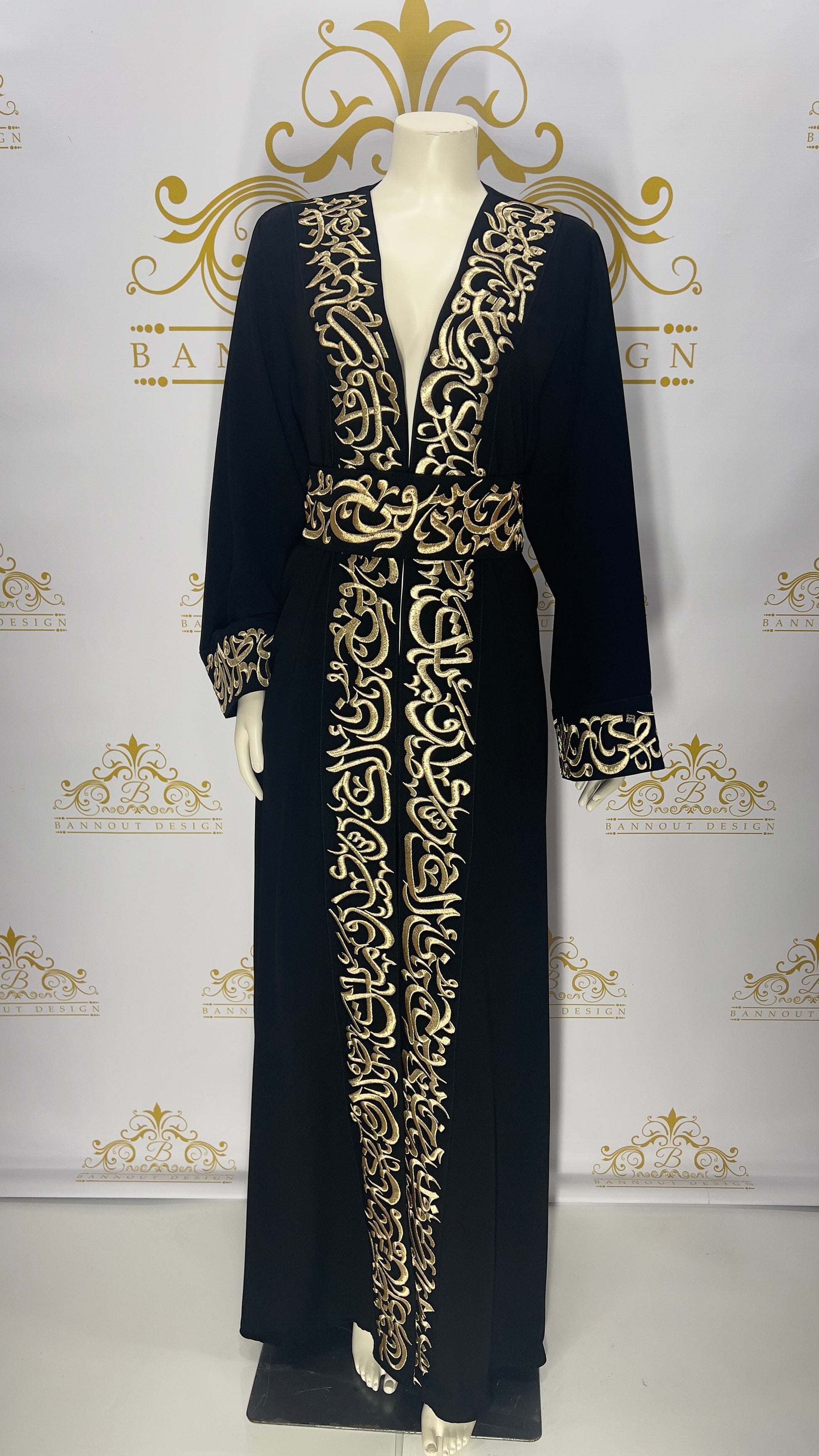 Embroidery_Open_Abaya_Bisht_Arabic_Letters_-_Black_Gold_2