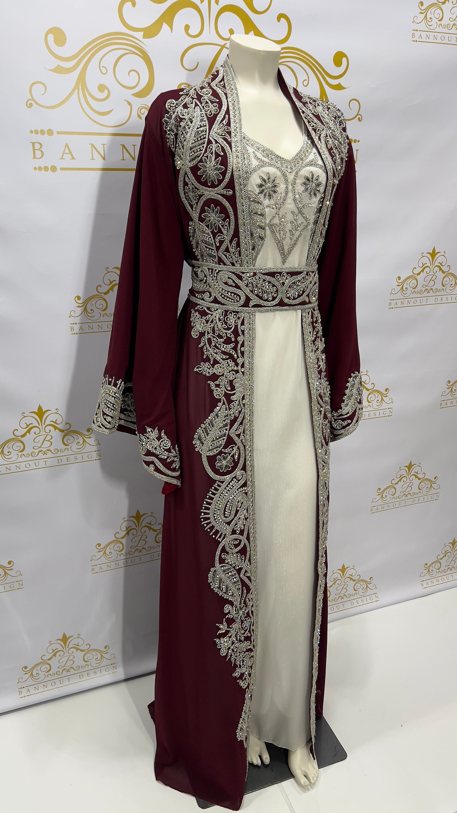 Kaftan_3_Pcs._Leaves_Design_With_Embroidery_Silver_Beads_MAROON_11