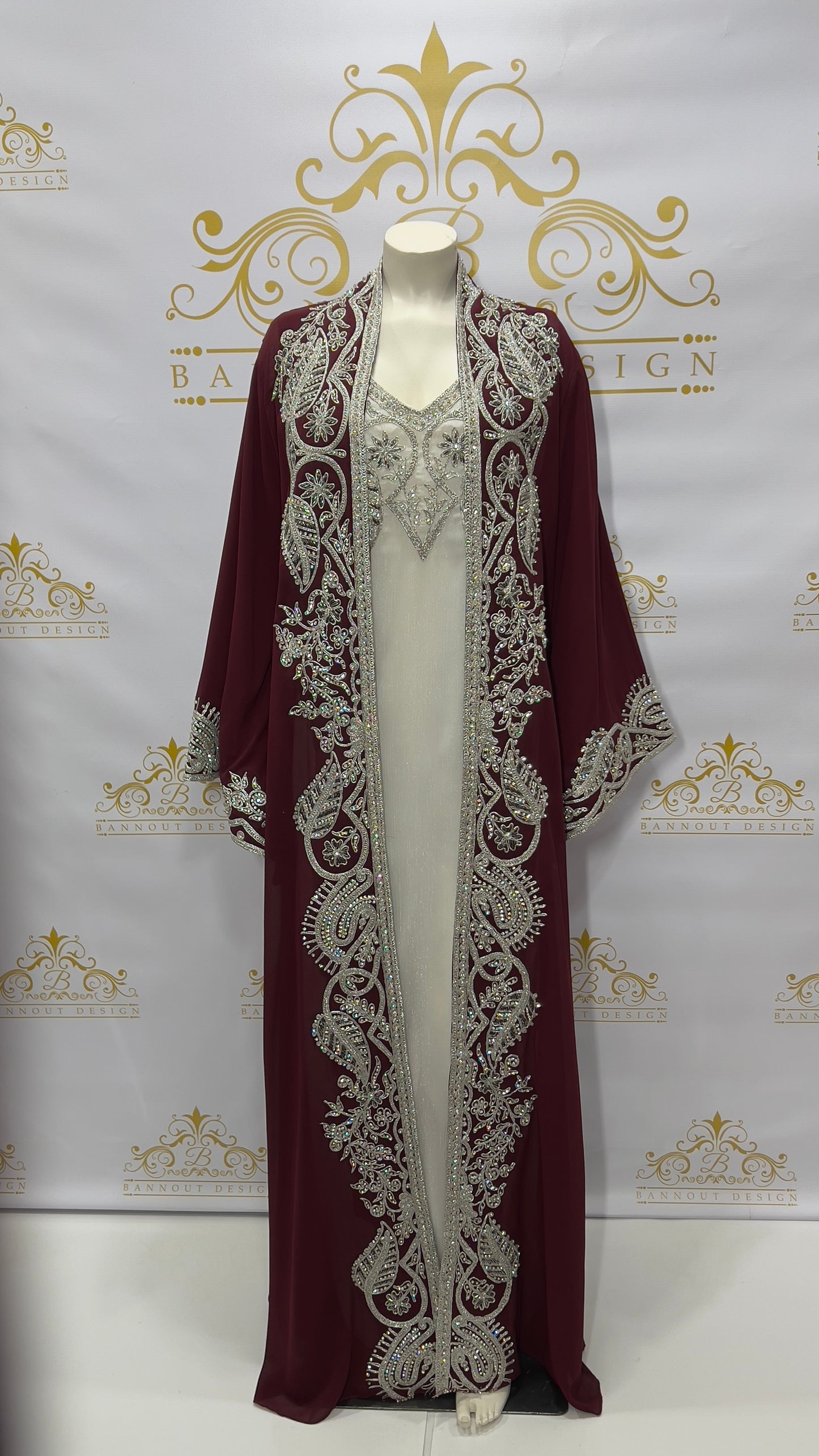 Kaftan_3_Pcs._Leaves_Design_With_Embroidery_Silver_Beads_MAROON_11