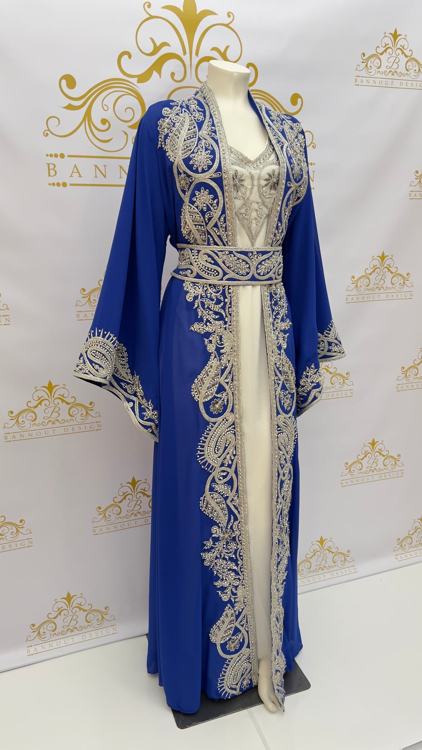 Kaftan_3_Pcs._Leaves_Design_With_Embroidery_Silver_Beads_maroon_ROYAL_BLUE_6