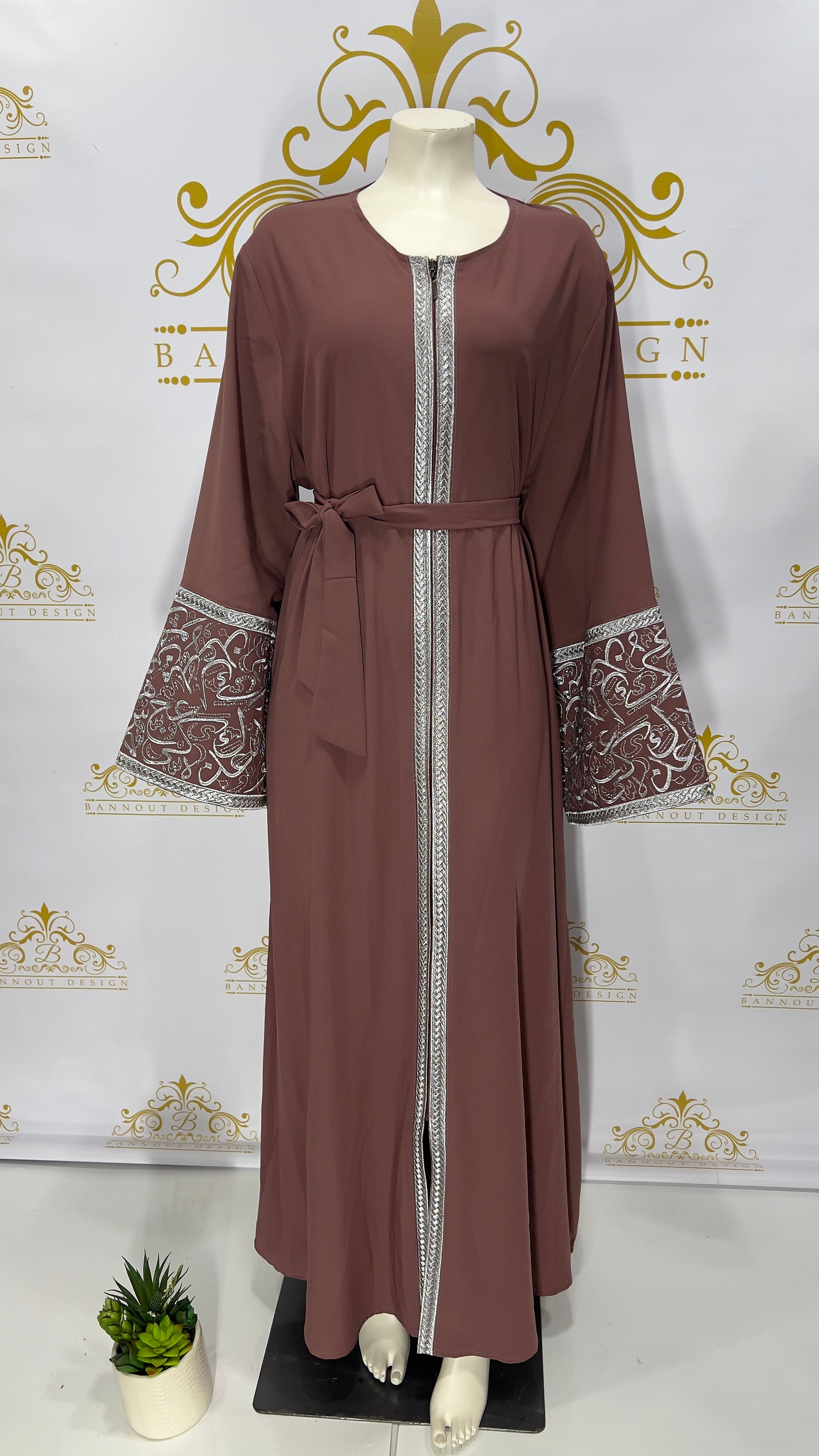Arabic SILVER Embroidery CALLIGRAPHY Letters Open Abaya women's abaya modest fashion
Islamic clothing abaya dress HY 