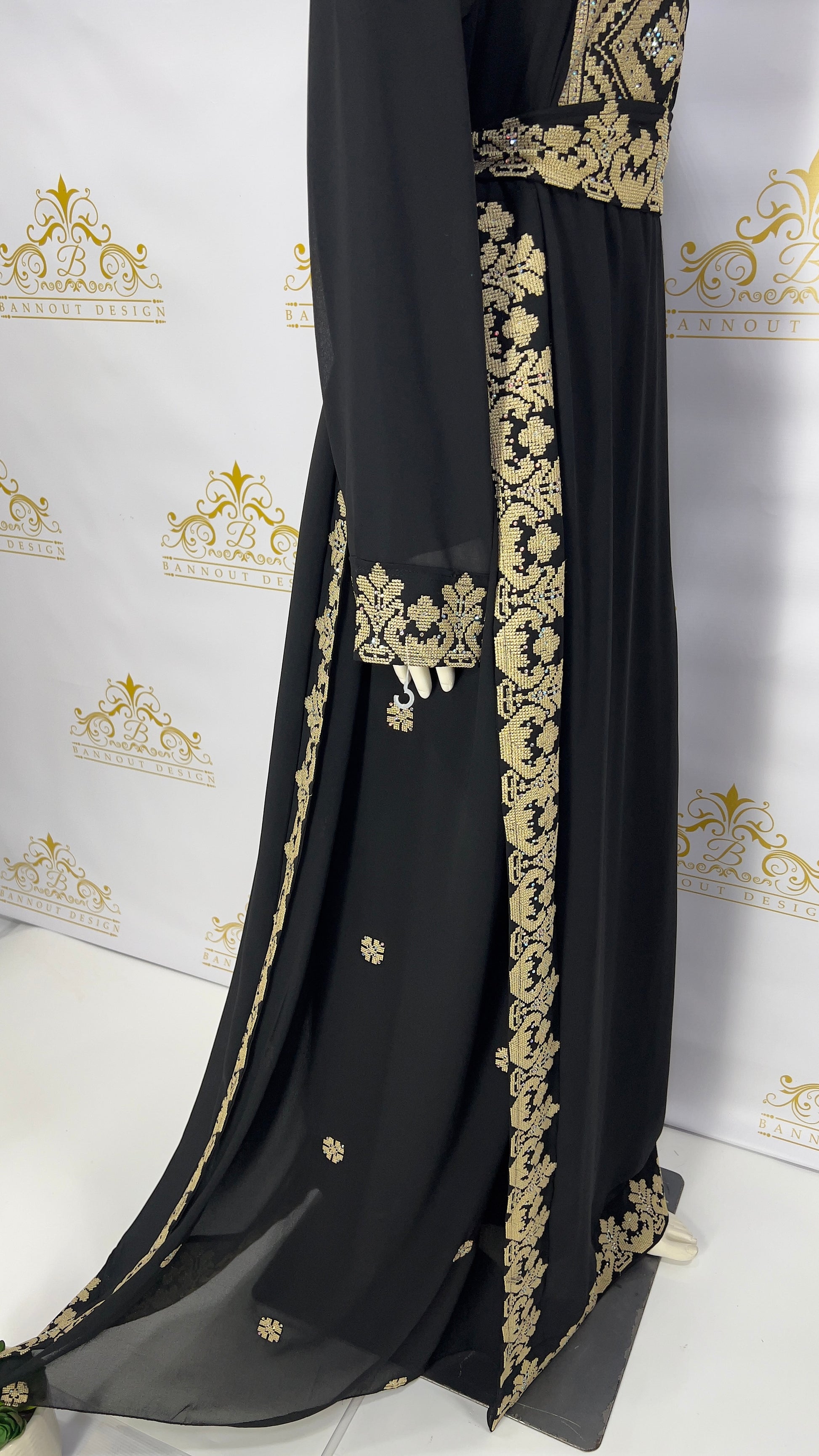 Palestinian Embroidery Thobe Dress with Rhinestones